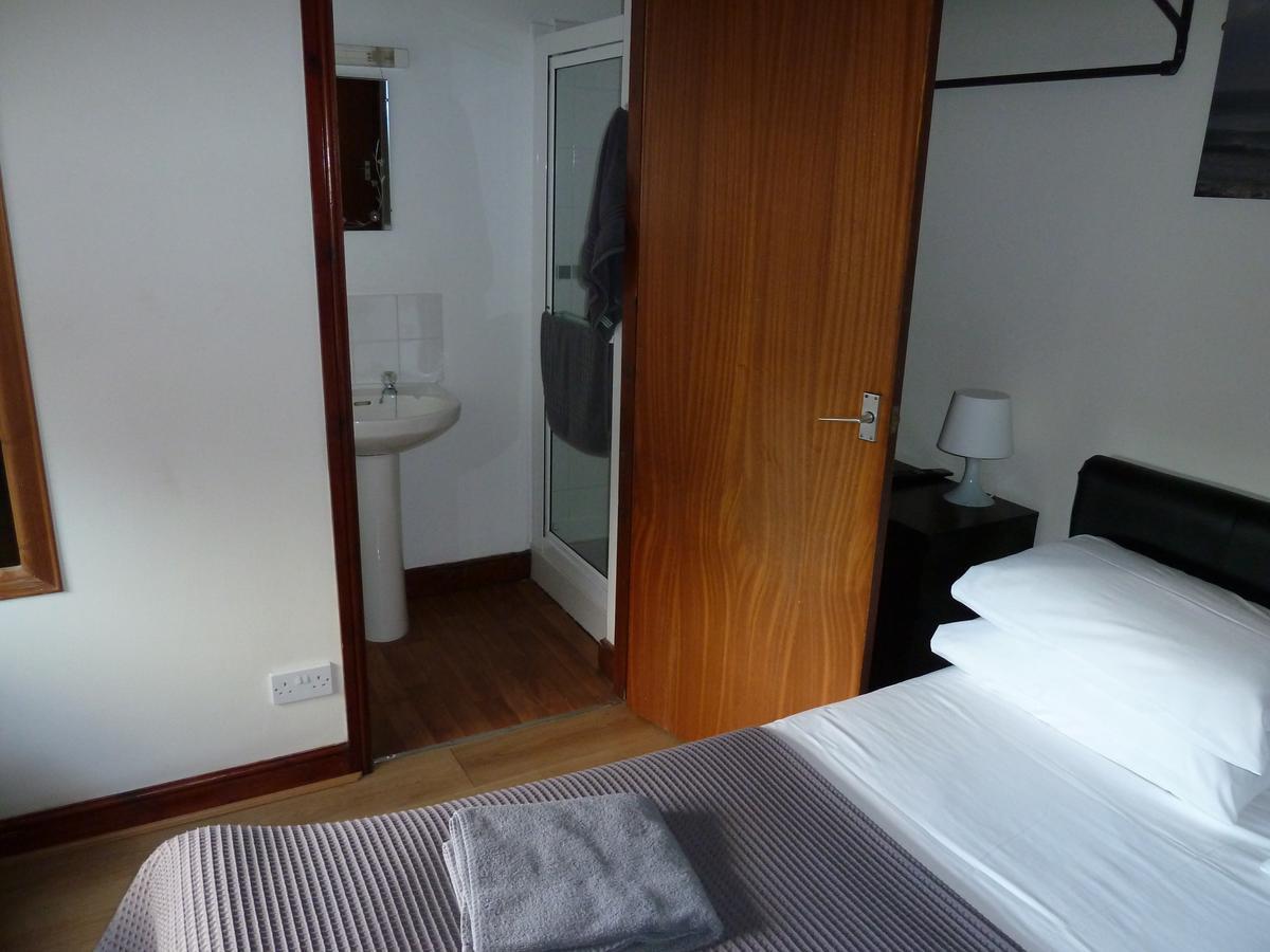 River Rooms Уэст-Бриджфорд Экстерьер фото